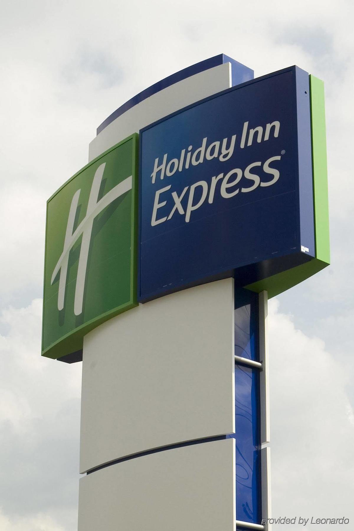 Holiday Inn Express Henderson By Ihg Exterior foto